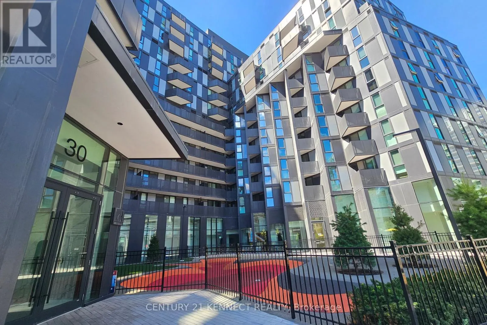 316 - 30 TRETTI WAY