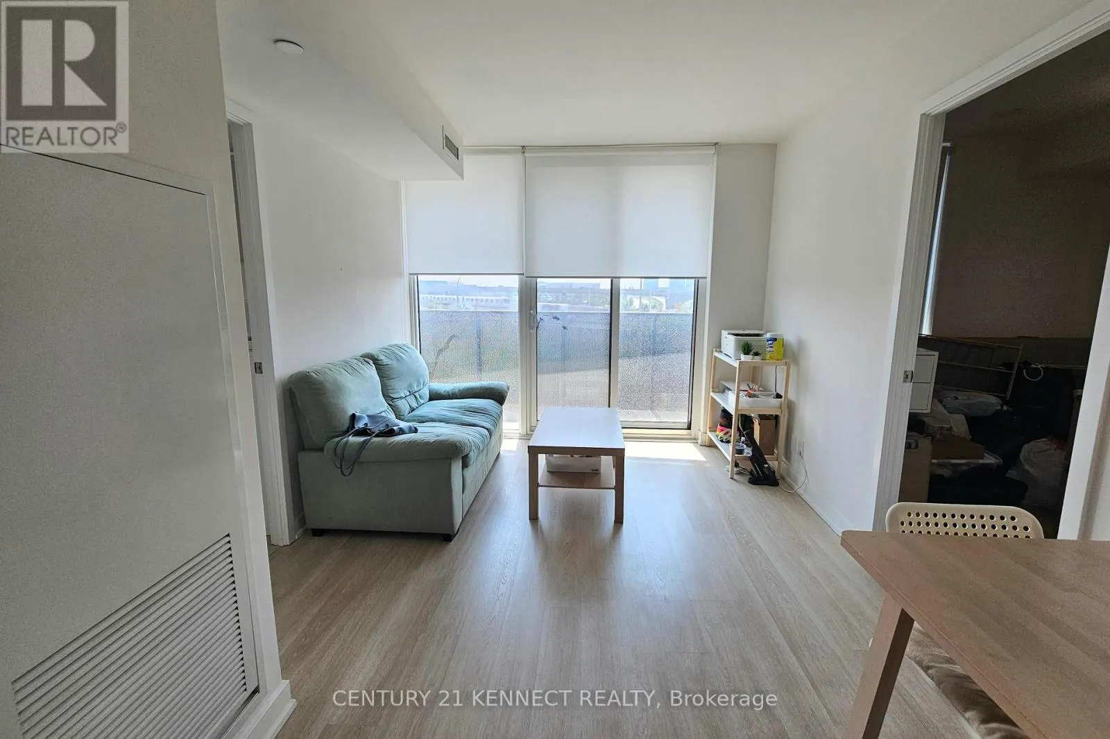 316 - 30 TRETTI WAY