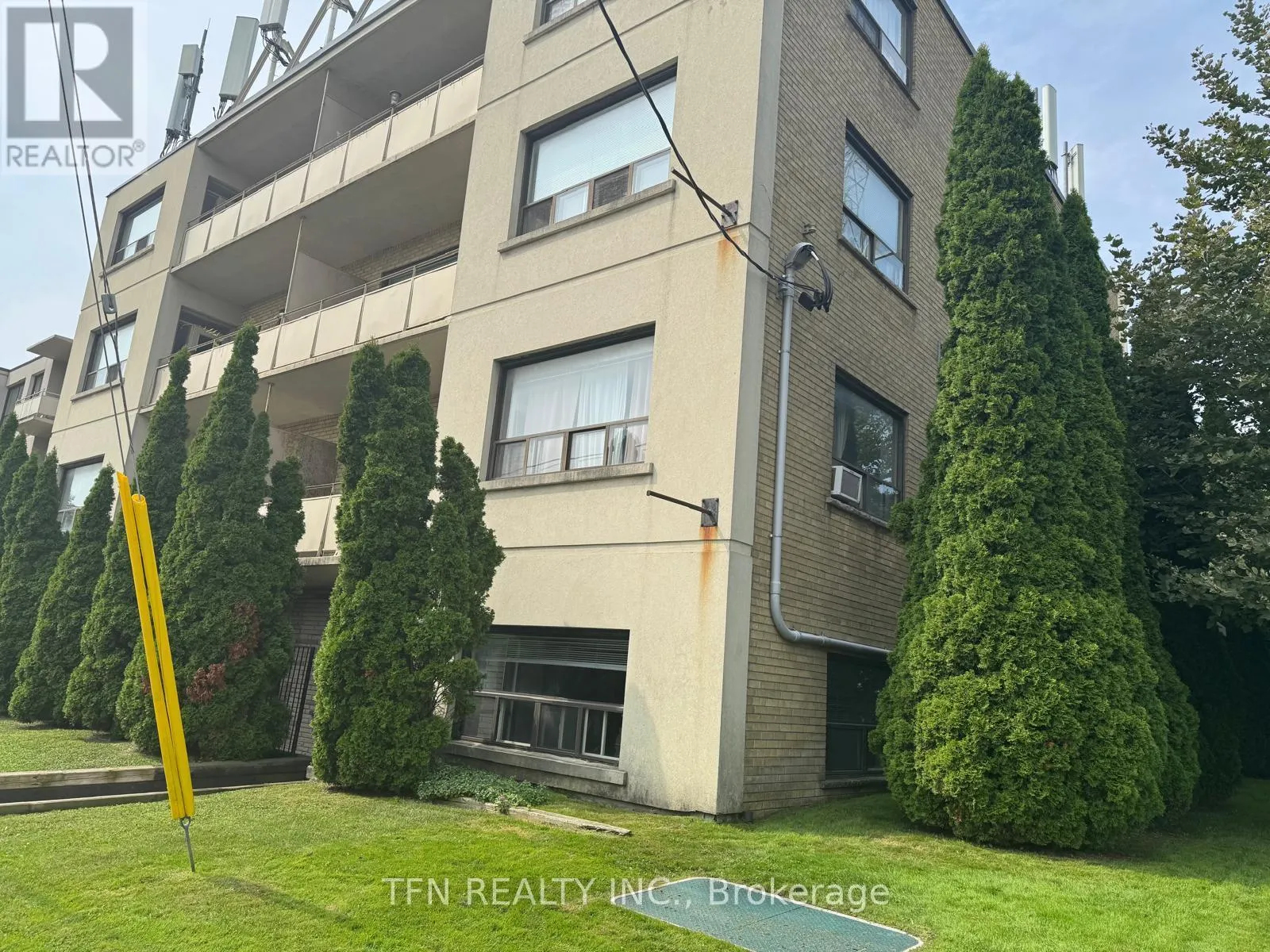 102 - 1112 AVENUE ROAD