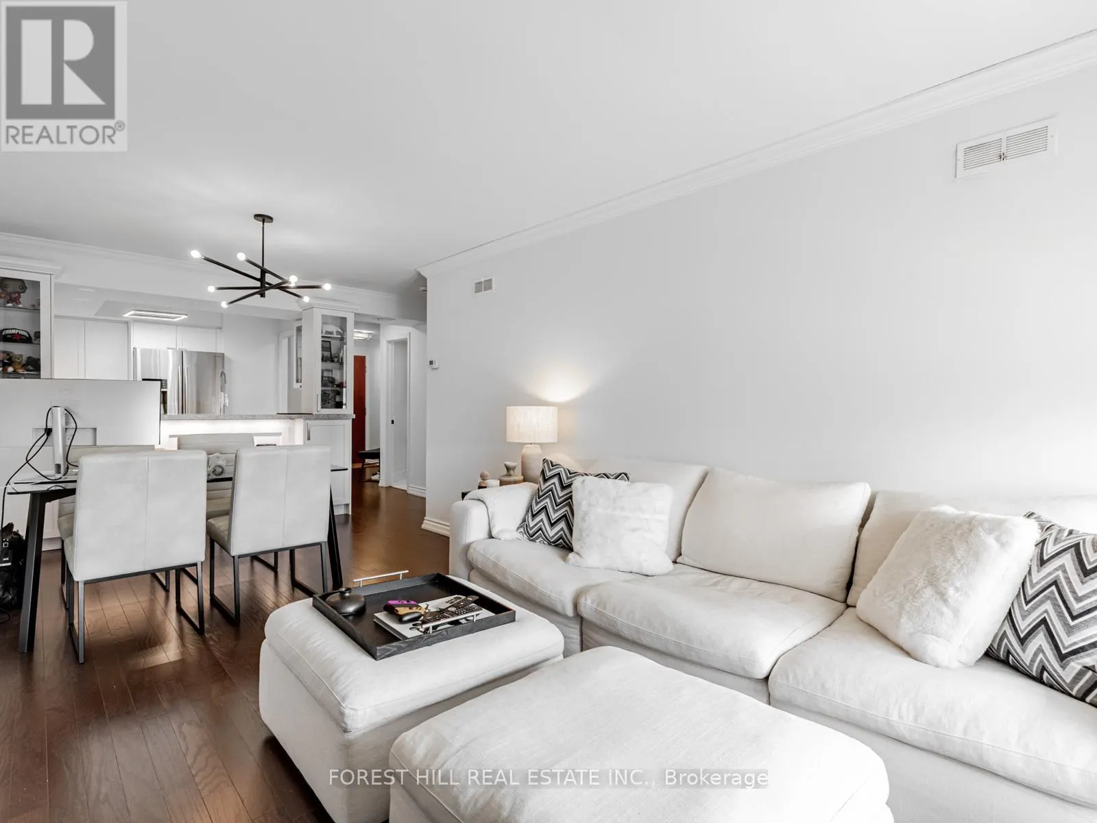 509 - 1177 YONGE STREET