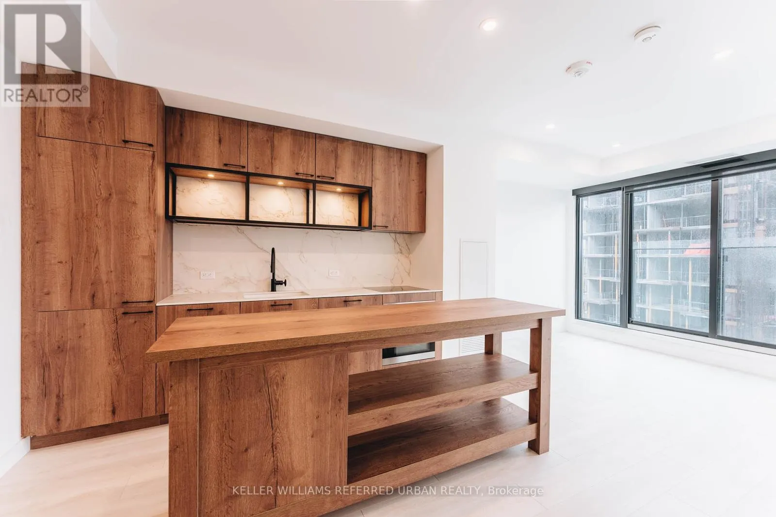 1013 - 505 RICHMOND STREET W