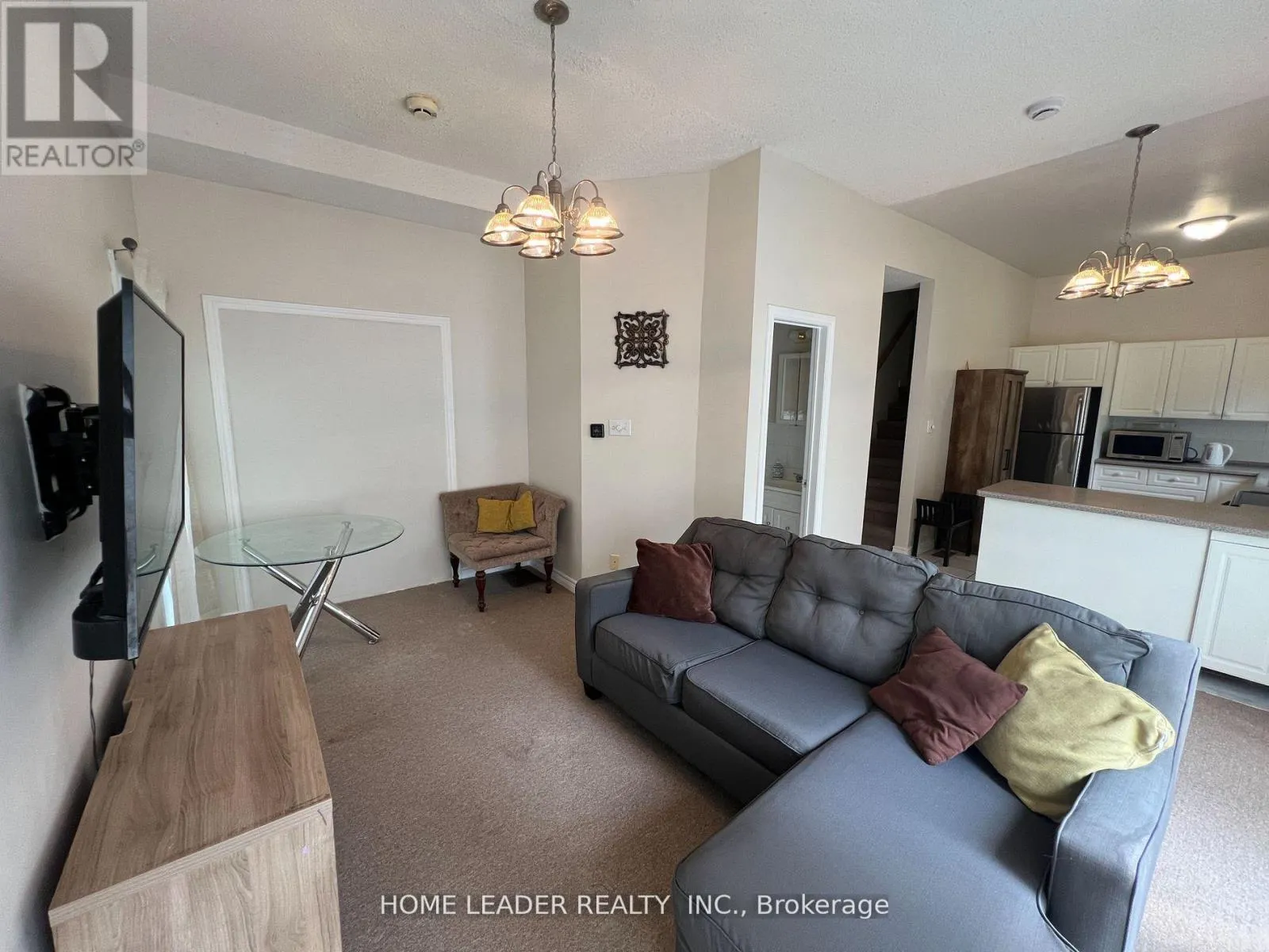 23 FRANKLIN AVENUE