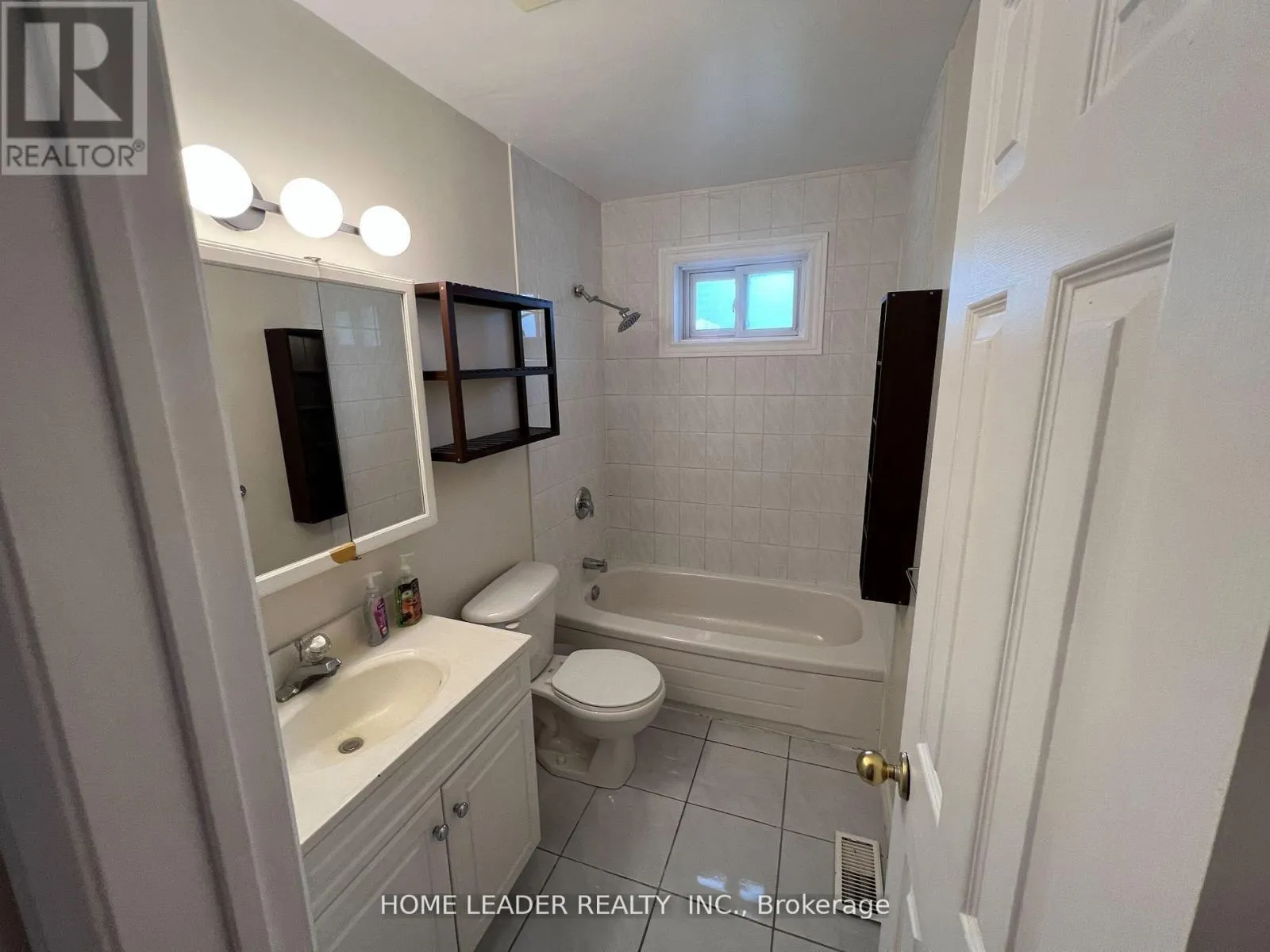 23 FRANKLIN AVENUE