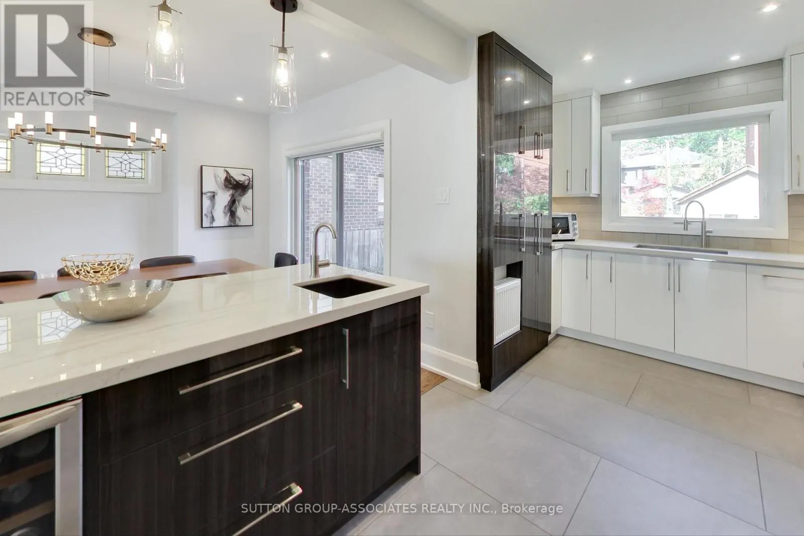 143 PINEWOOD AVENUE