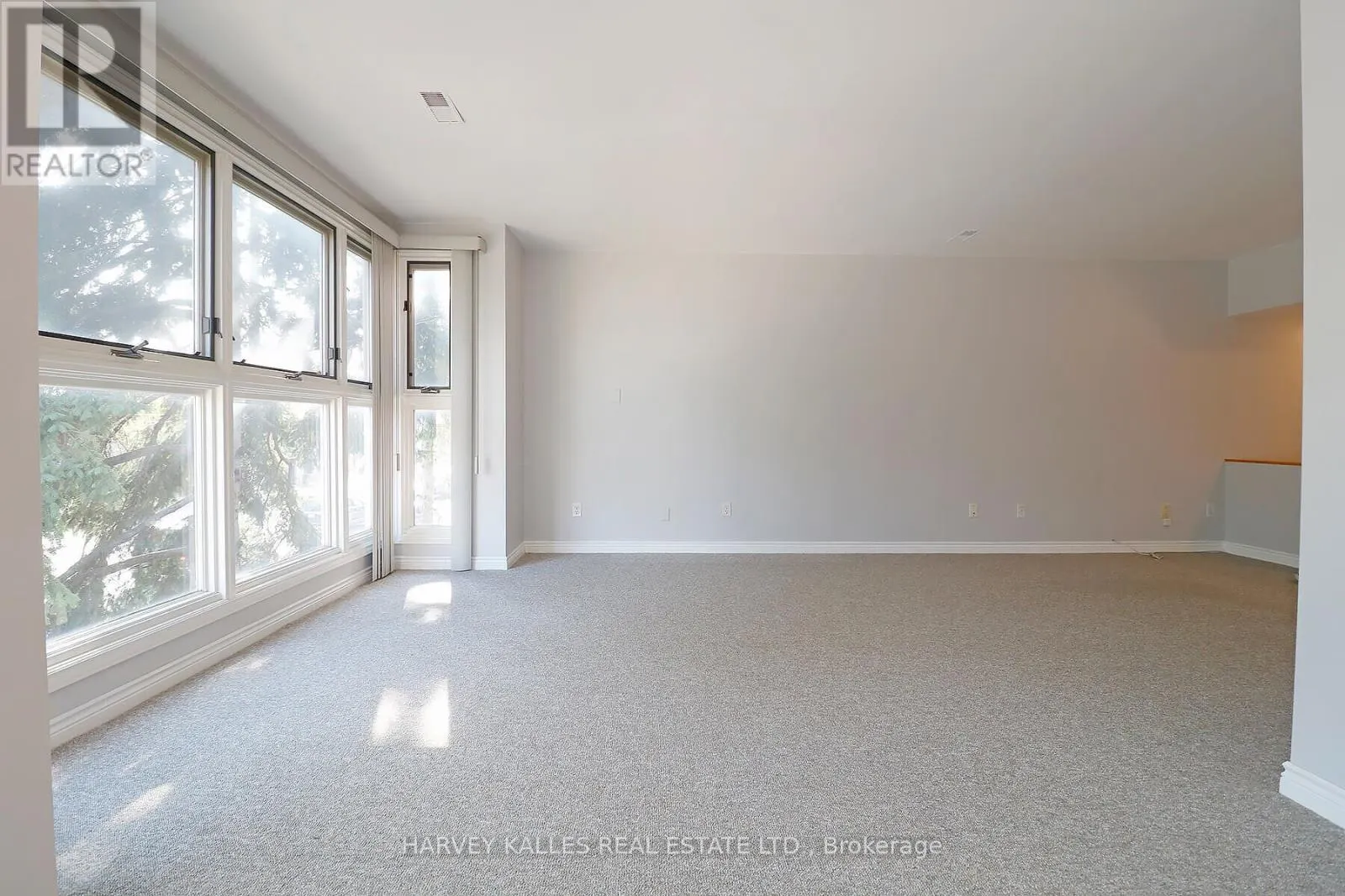B - 1422 BAYVIEW AVENUE