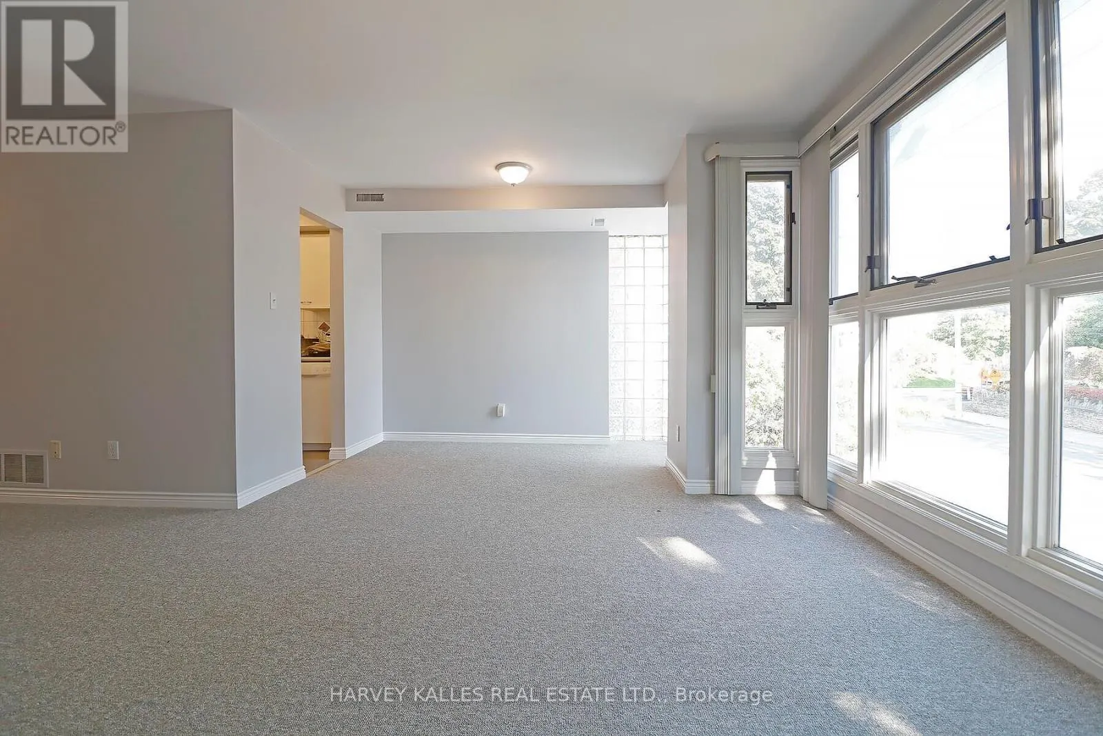 B - 1422 BAYVIEW AVENUE