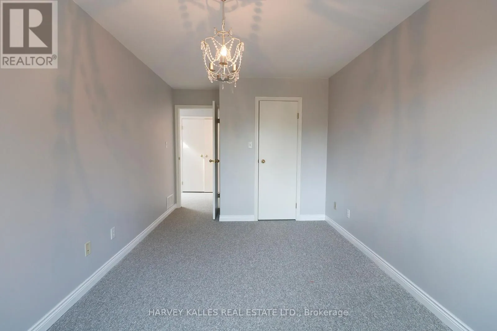 B - 1422 BAYVIEW AVENUE