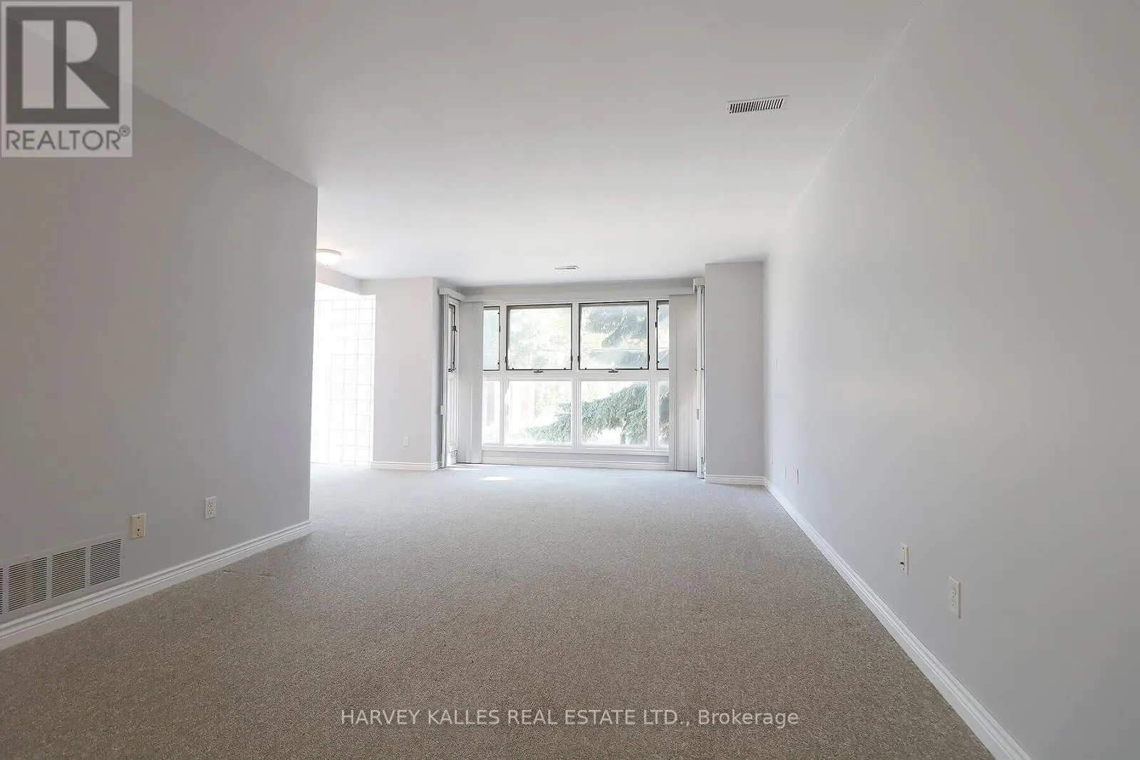 B - 1422 BAYVIEW AVENUE
