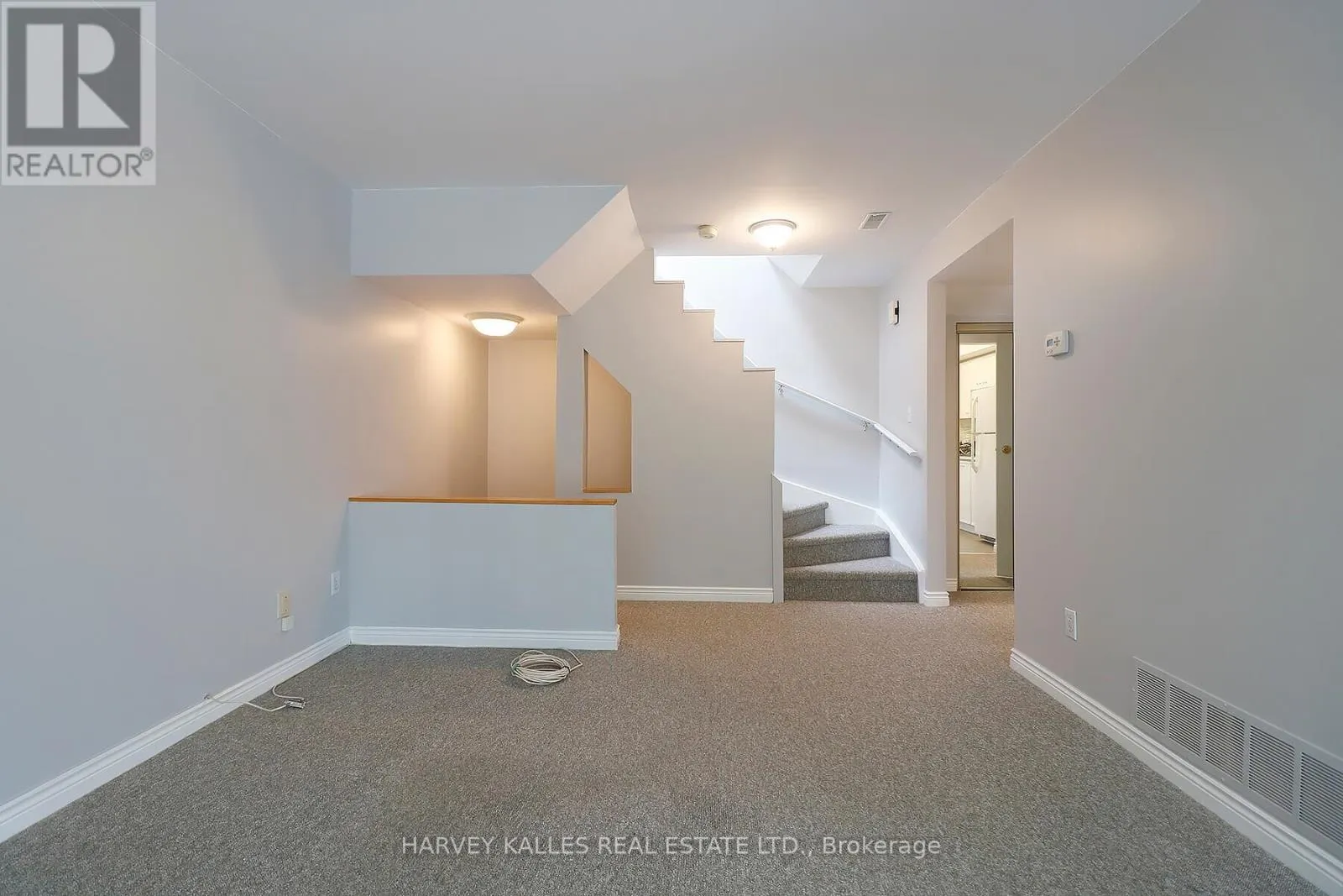 B - 1422 BAYVIEW AVENUE