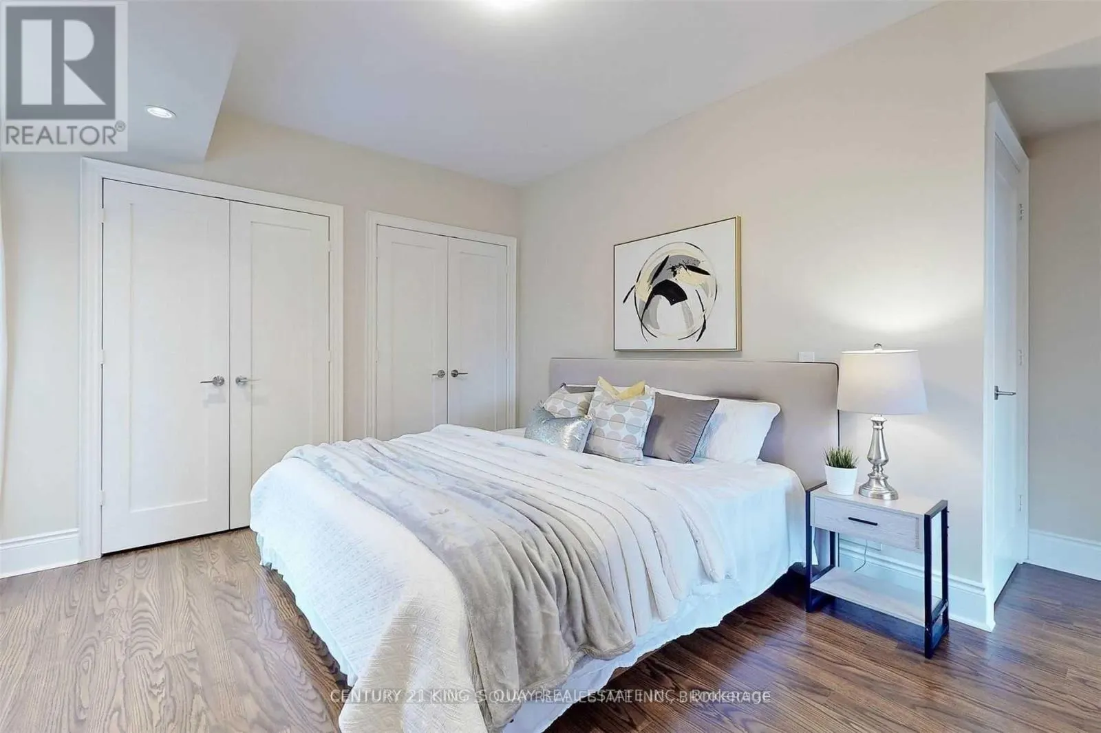 TH5 - 500 DORIS AVENUE