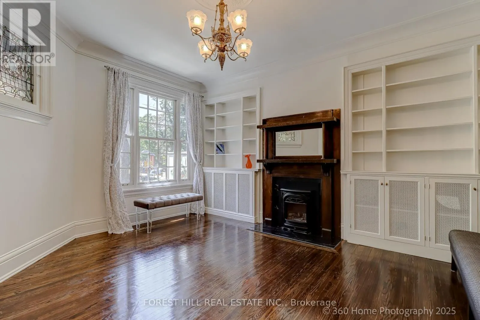 379 HURON STREET