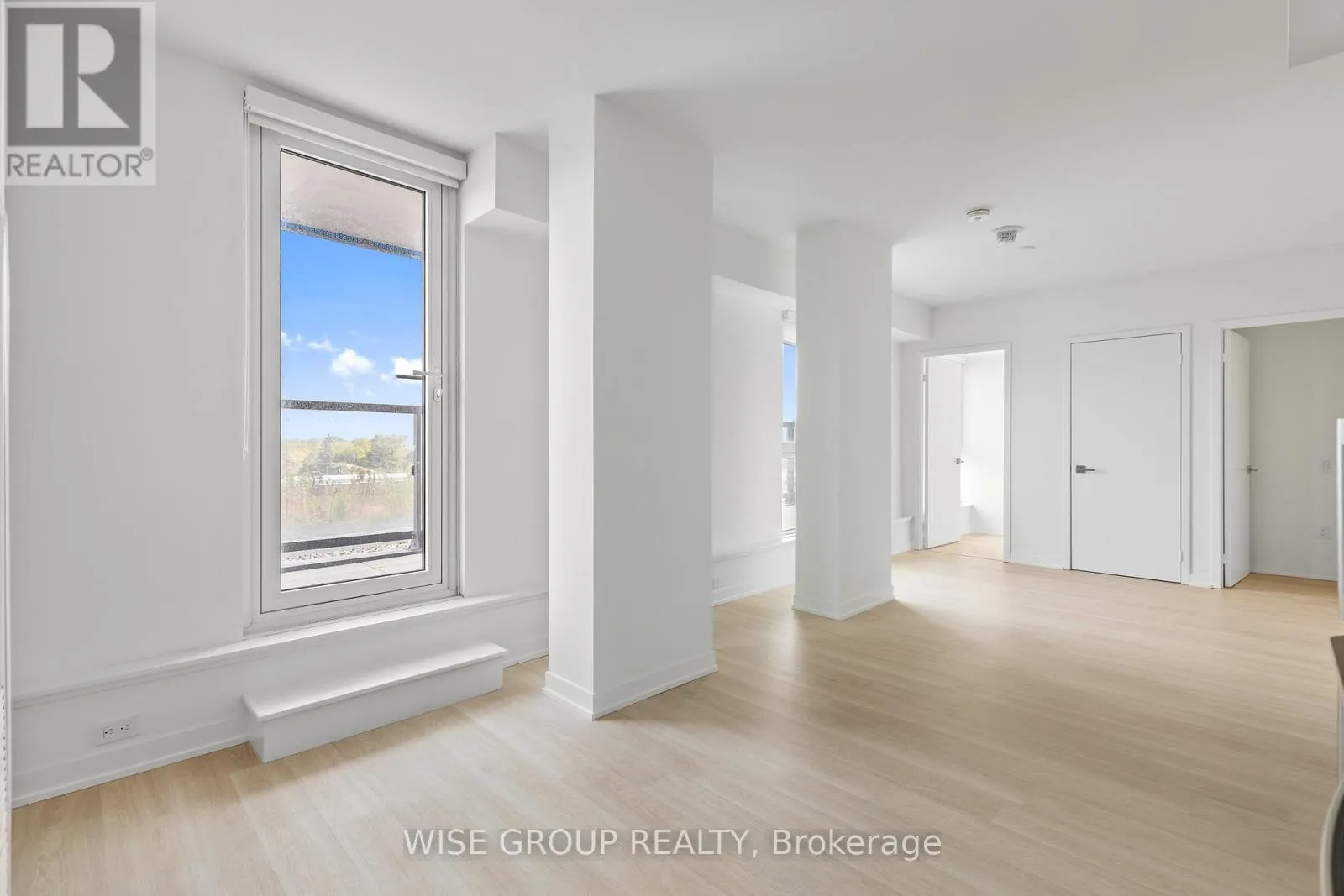 607 - 500 WILSON AVENUE