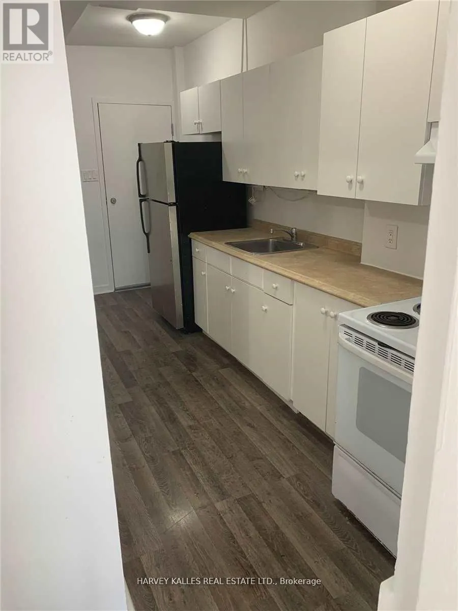 MAIN #2 - 881 ST CLAIR AVENUE W