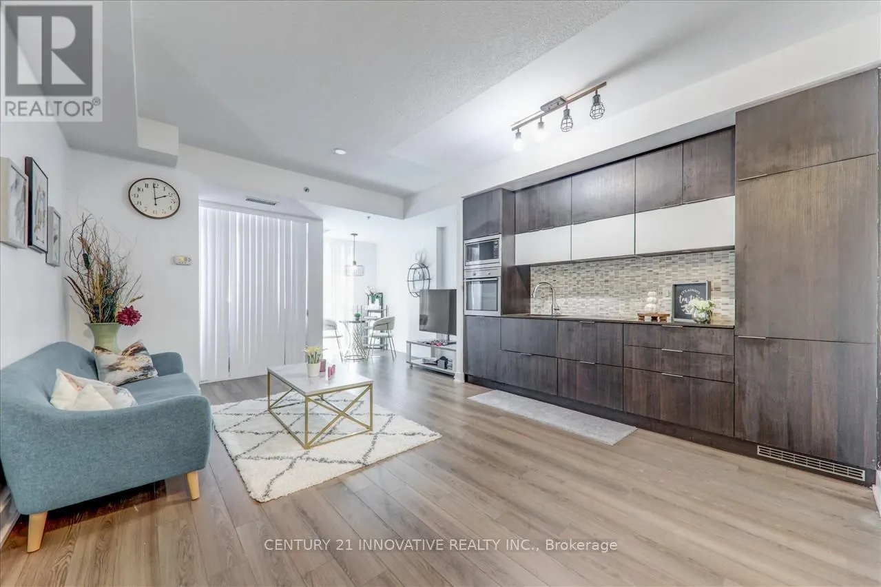 1711 - 318 RICHMOND STREET W