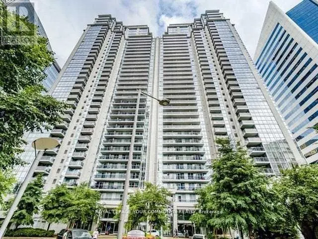 902 - 4968 YONGE STREET