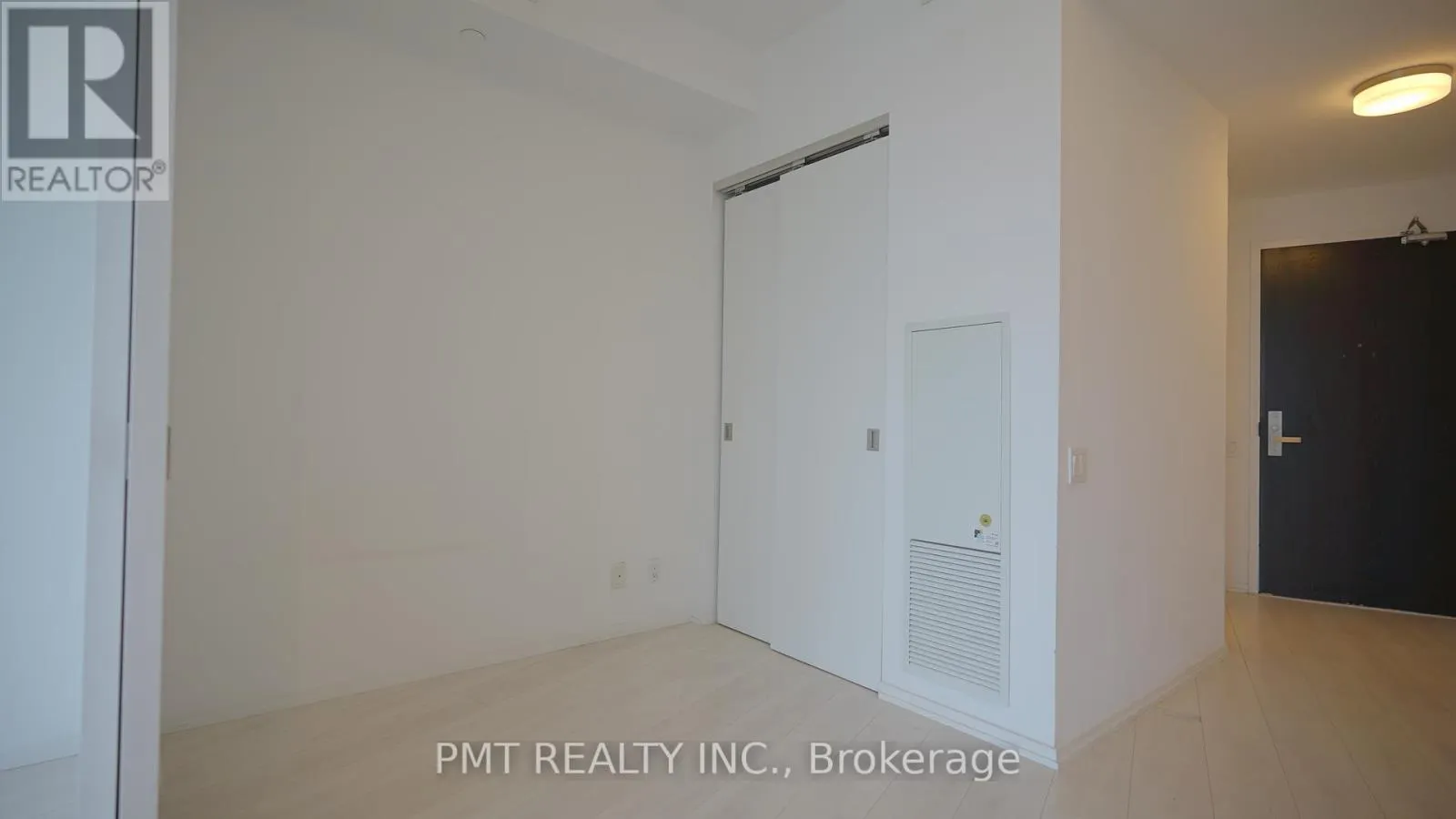 1505 - 125 PETER STREET