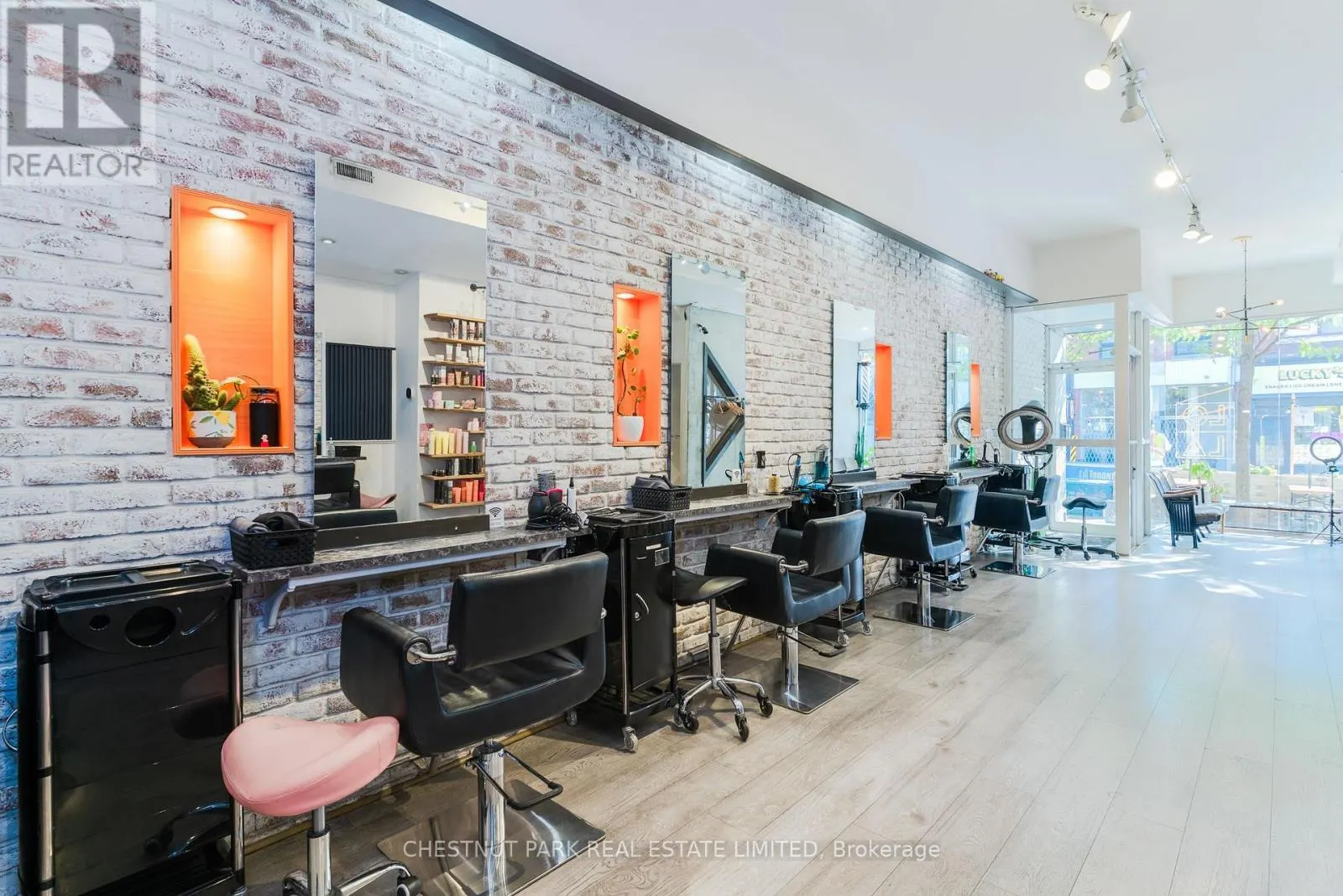 200 OSSINGTON AVENUE
