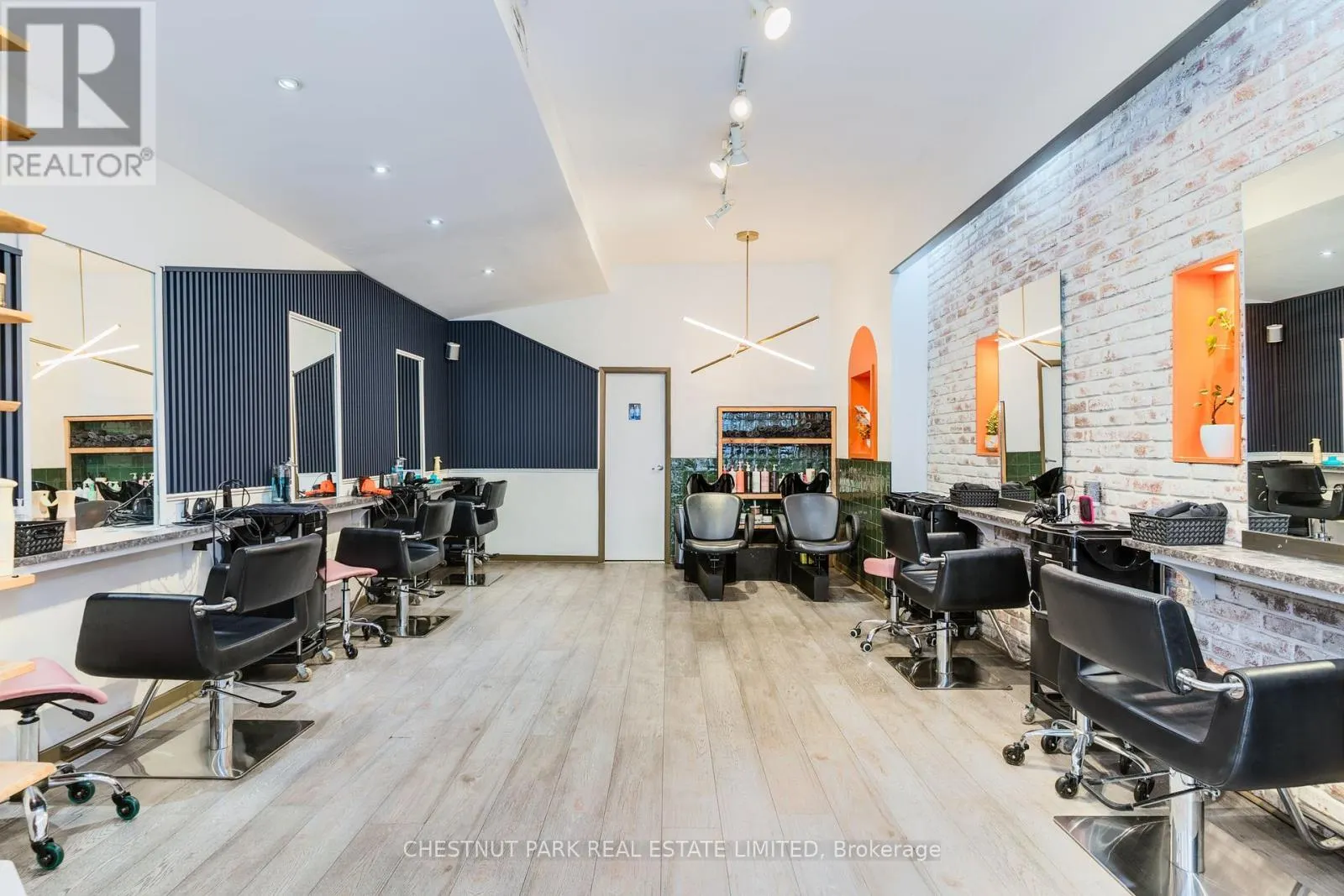 200 OSSINGTON AVENUE
