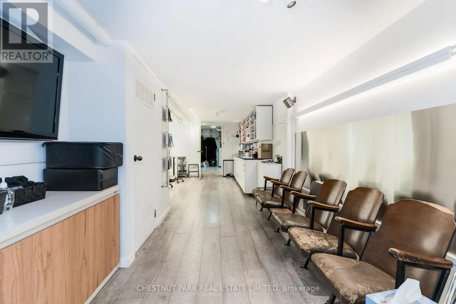 200 OSSINGTON AVENUE