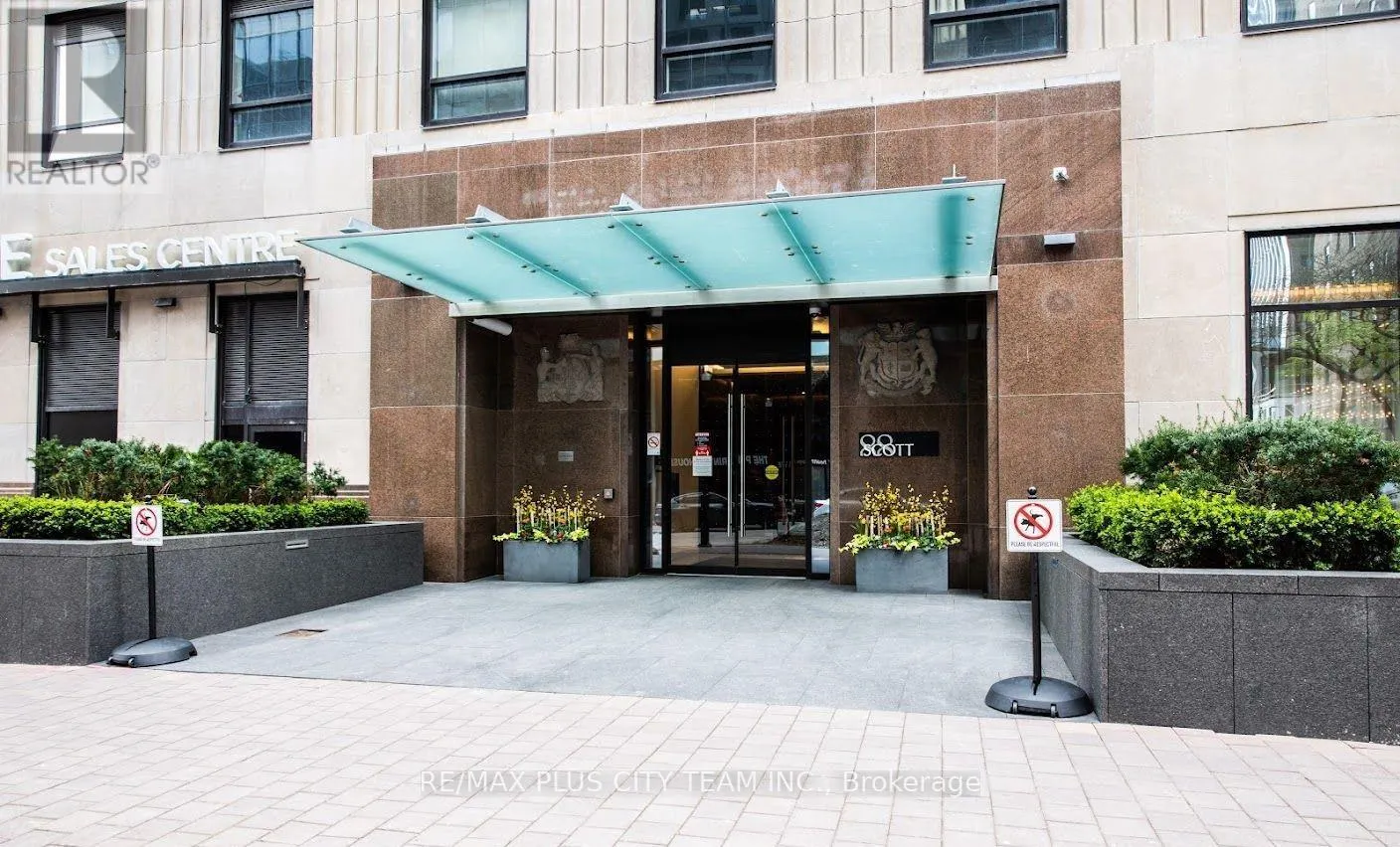 1504 - 88 SCOTT STREET