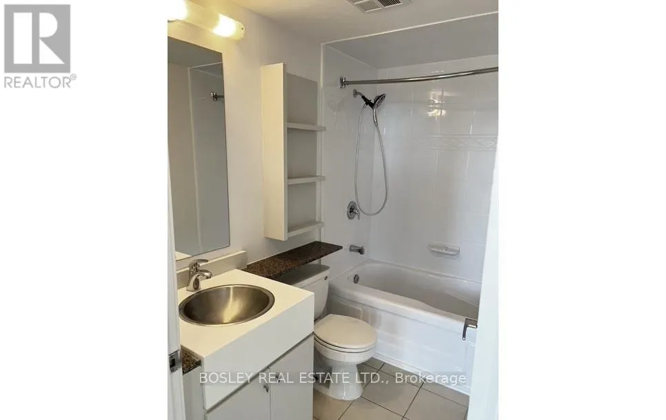 2502 - 10 NAVY WHARF COURT