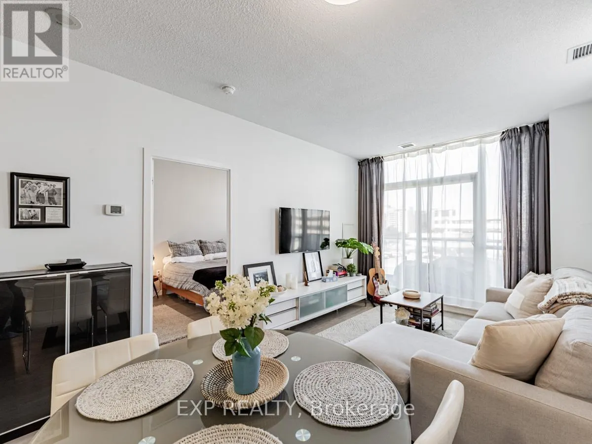316 - 70 FOREST MANOR ROAD