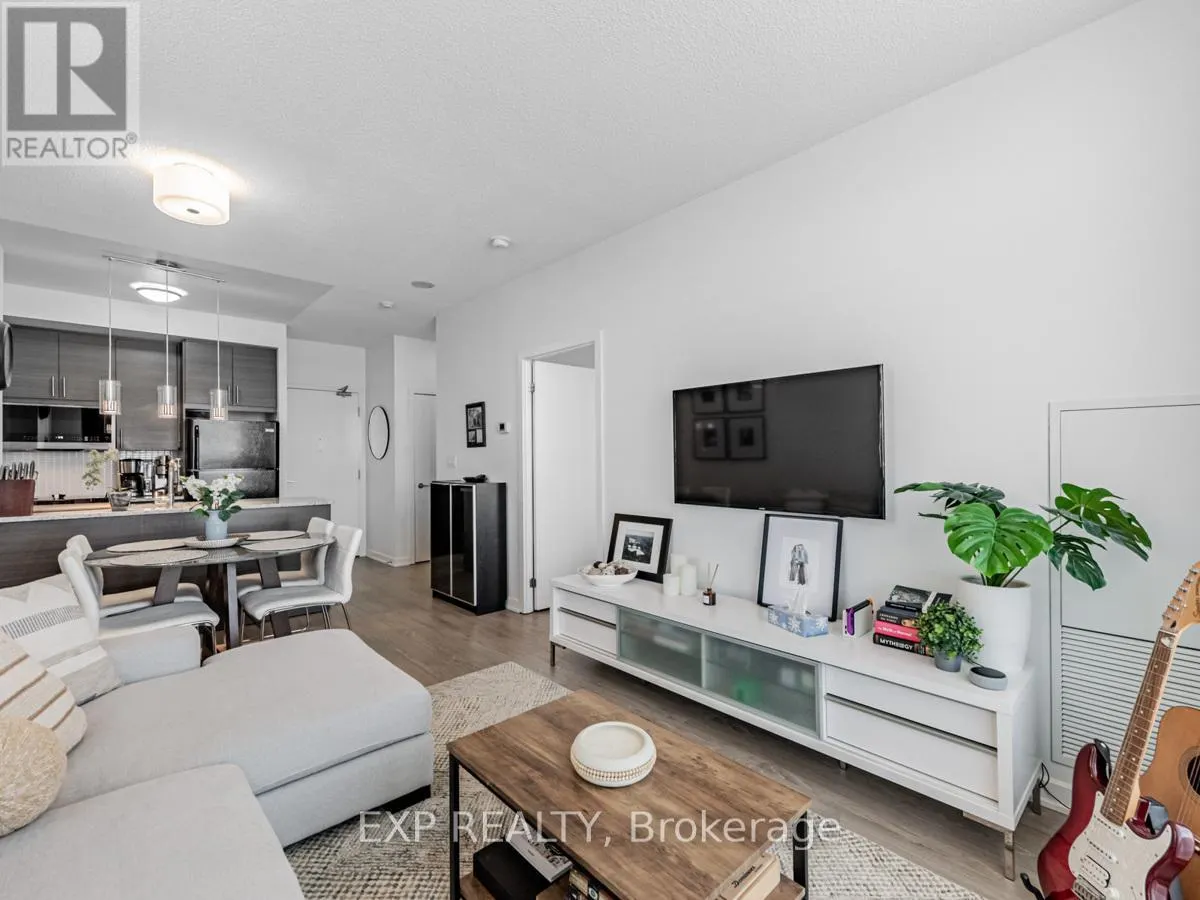 316 - 70 FOREST MANOR ROAD
