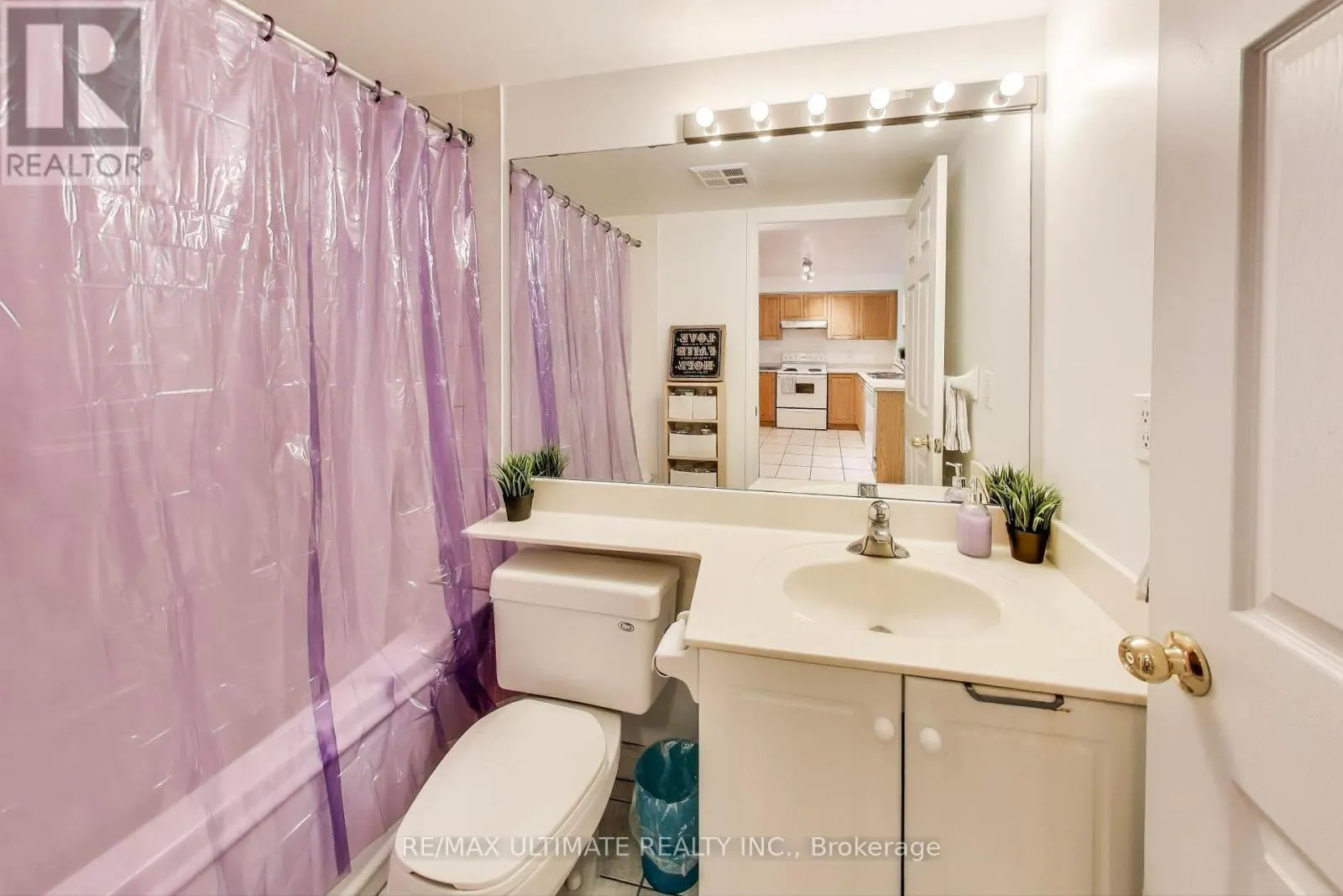 710 - 7 LORRAINE DRIVE