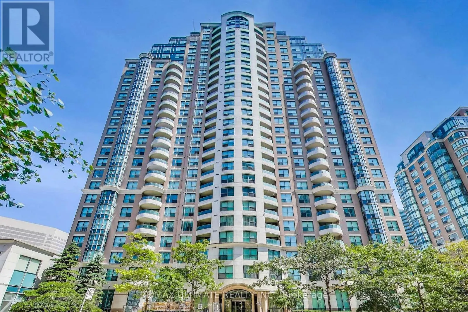 710 - 7 LORRAINE DRIVE