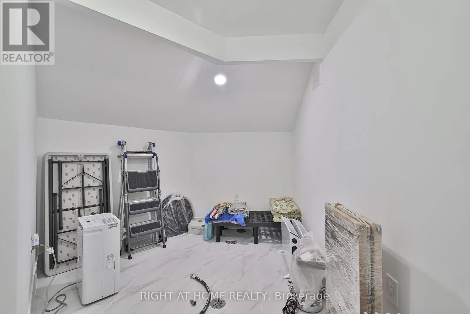 58 YORKVIEW DRIVE