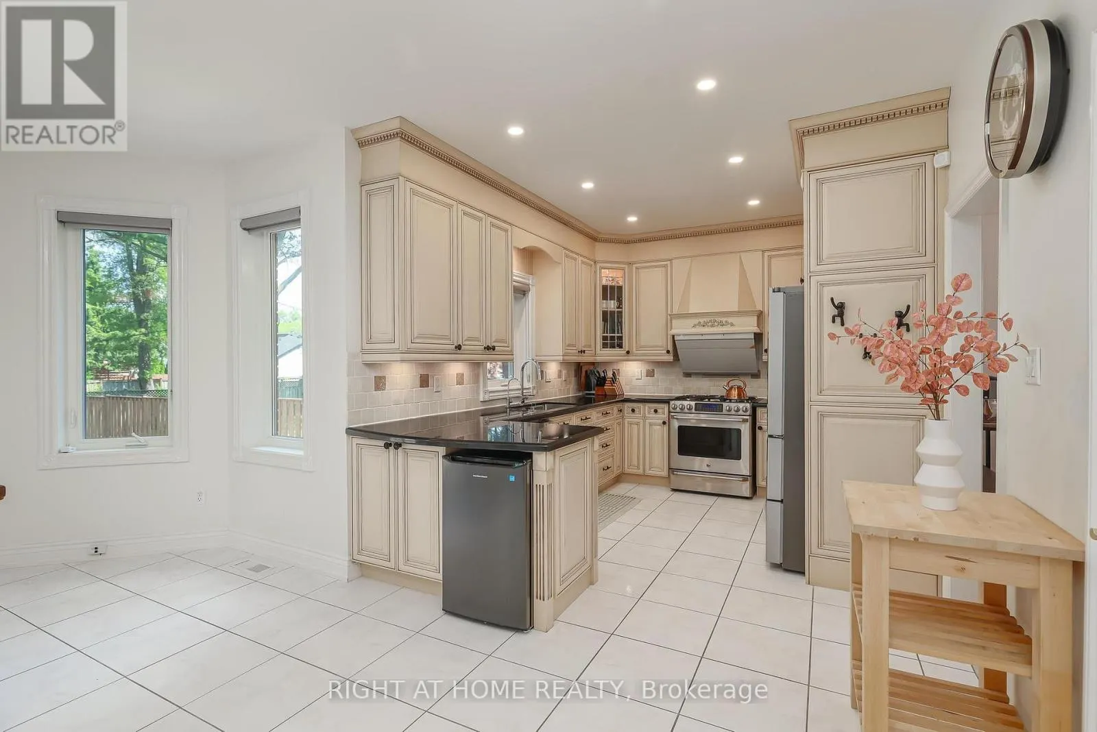 58 YORKVIEW DRIVE