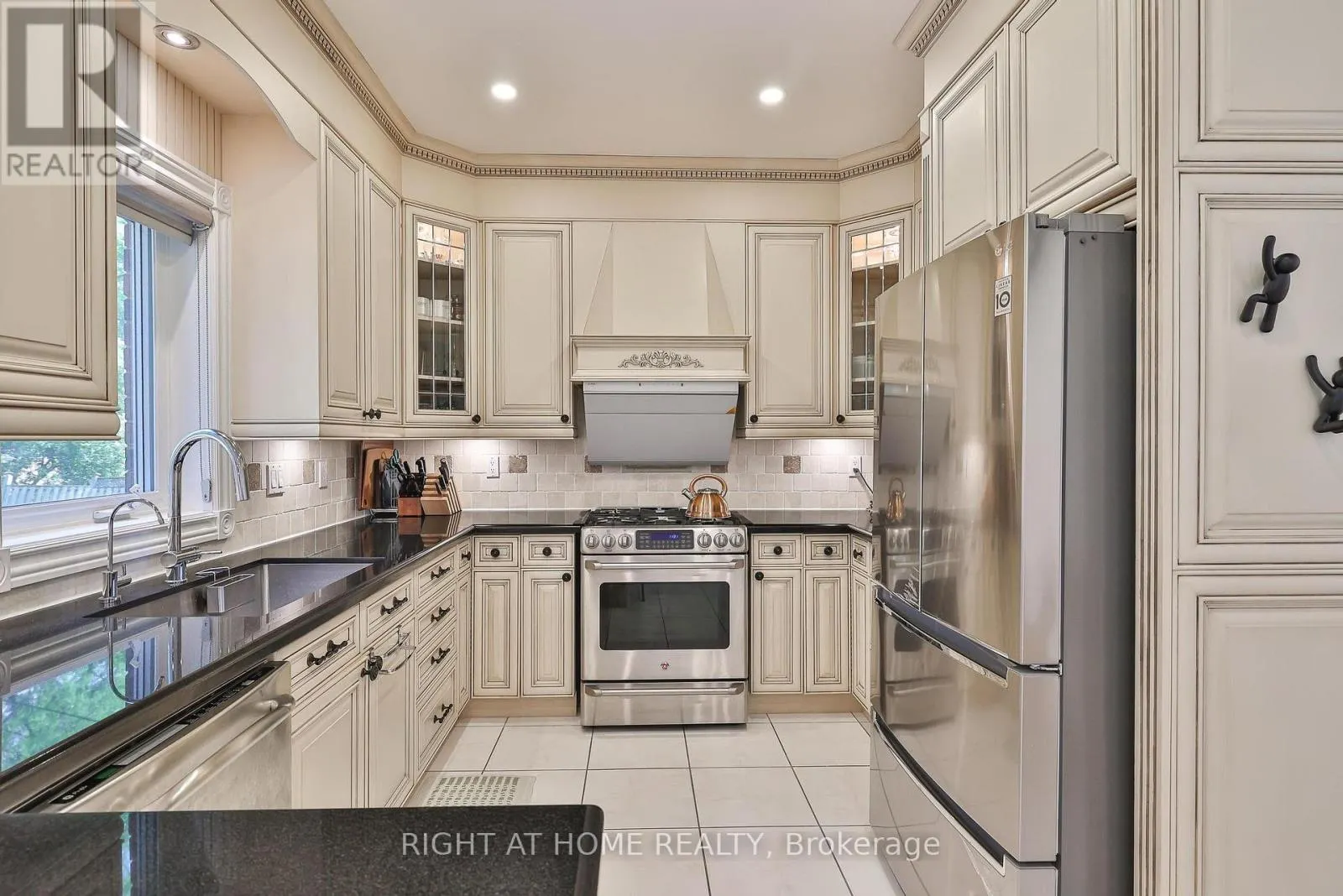 58 YORKVIEW DRIVE