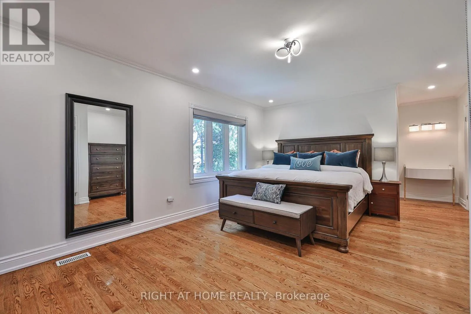 58 YORKVIEW DRIVE
