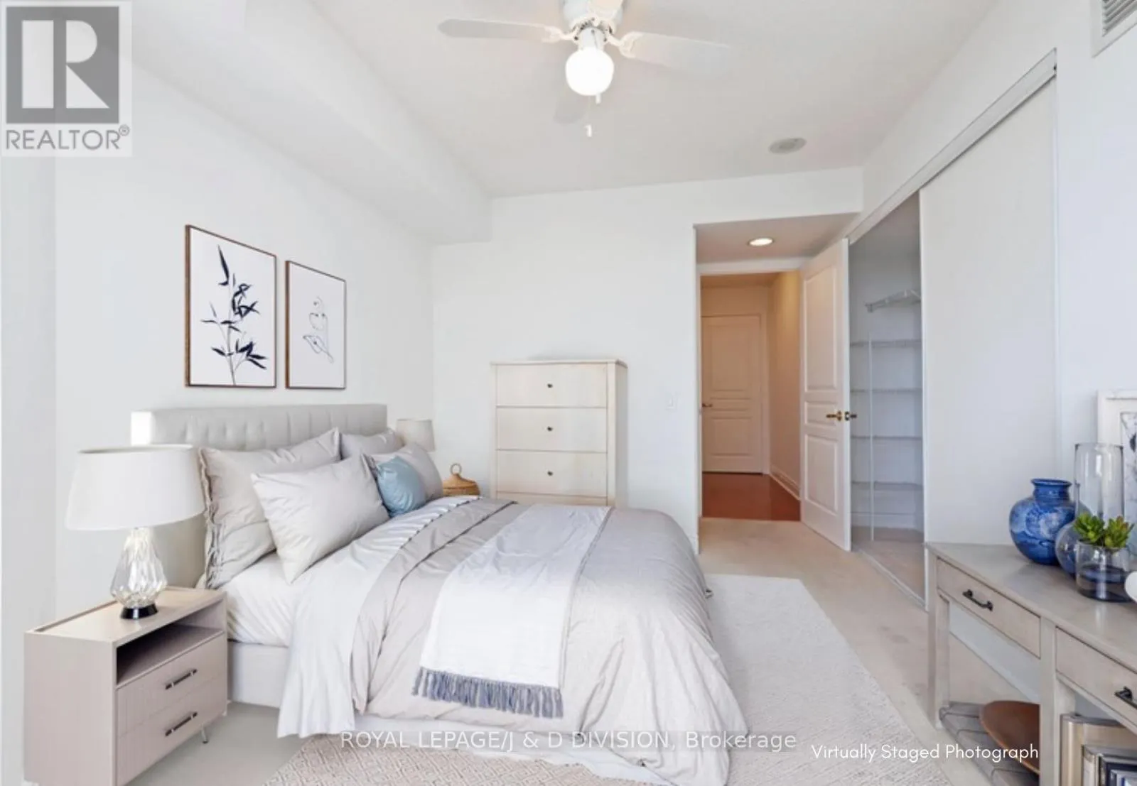 924 - 15 NORTHTOWN WAY