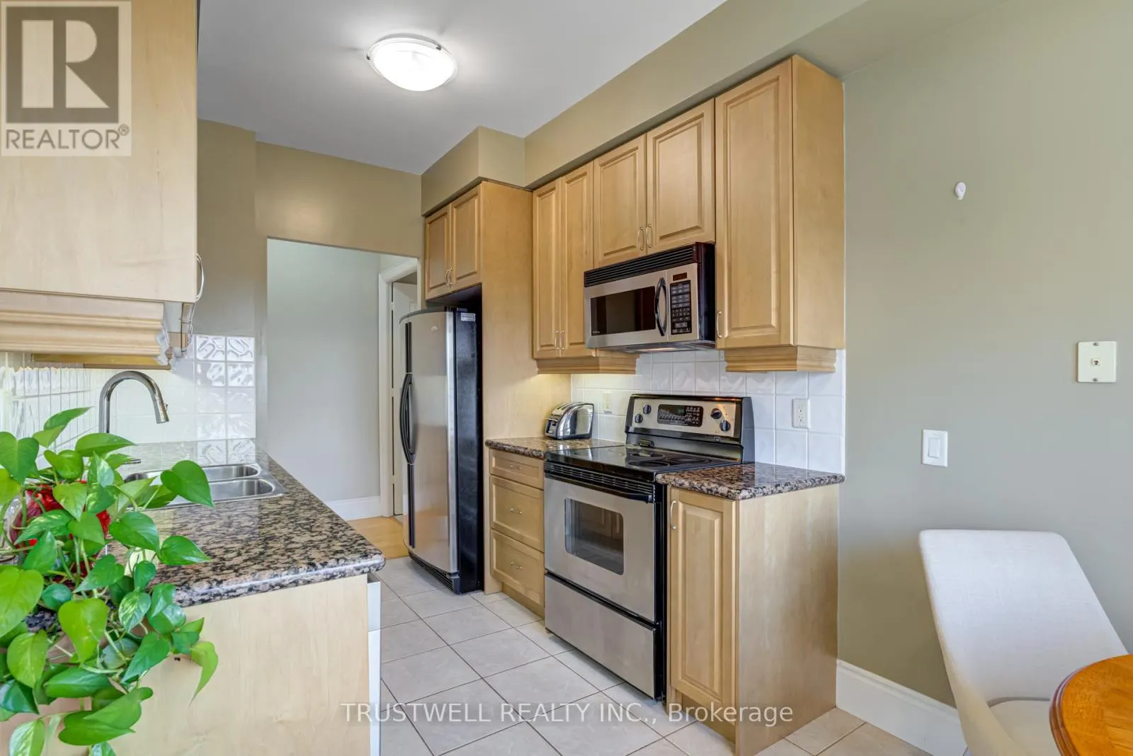 2305 - 78 HARRISON GARDEN BOULEVARD