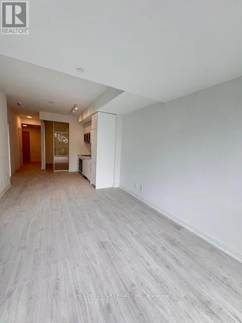417 - 181 SHEPPARD AVENUE E