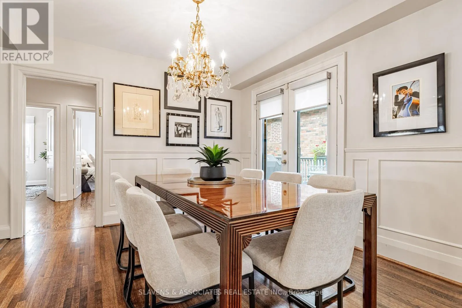 25 FAIRLEIGH CRESCENT