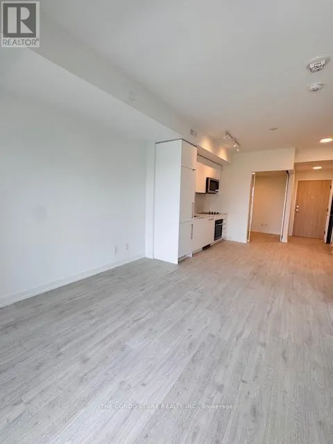 717 - 181 SHEPPARD AVENUE E