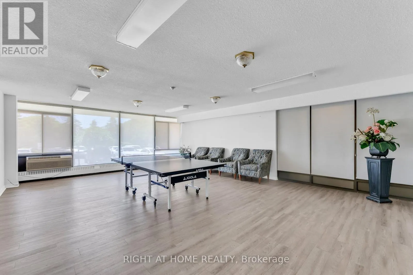 2209 - 3300 DON MILLS ROAD