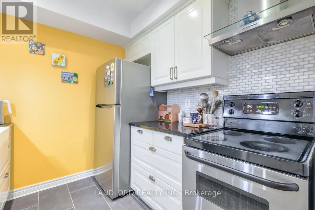 TH16 - 232 GEORGE STREET
