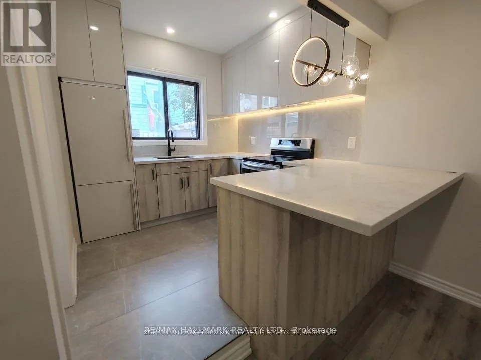 13 NORTHERN PLACE