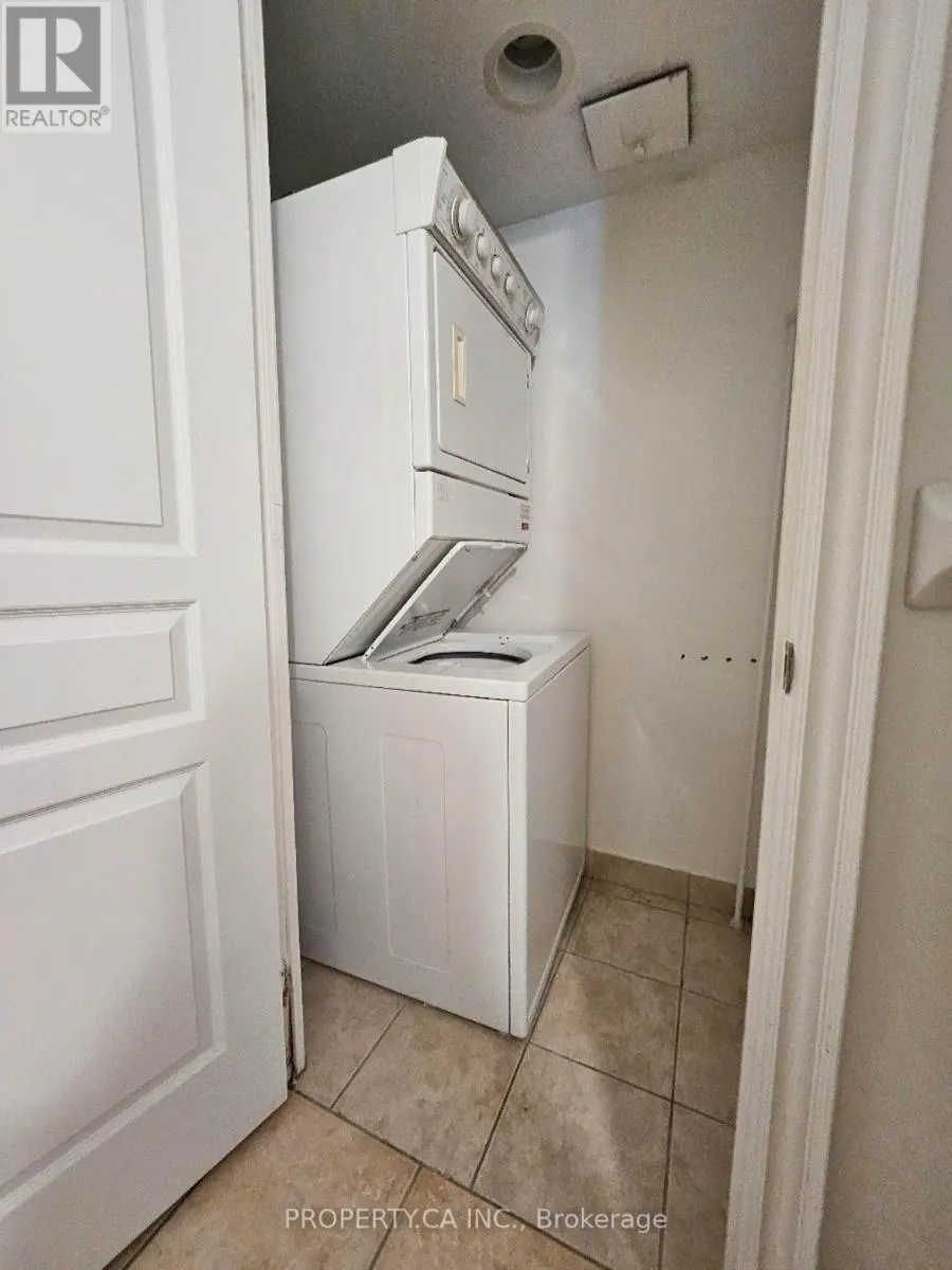 708 - 10 NORTHTOWN WAY