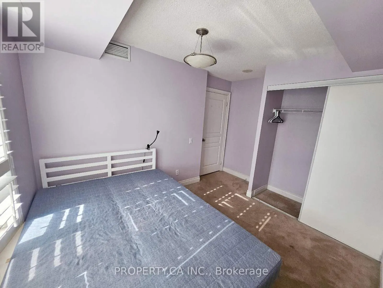 708 - 10 NORTHTOWN WAY