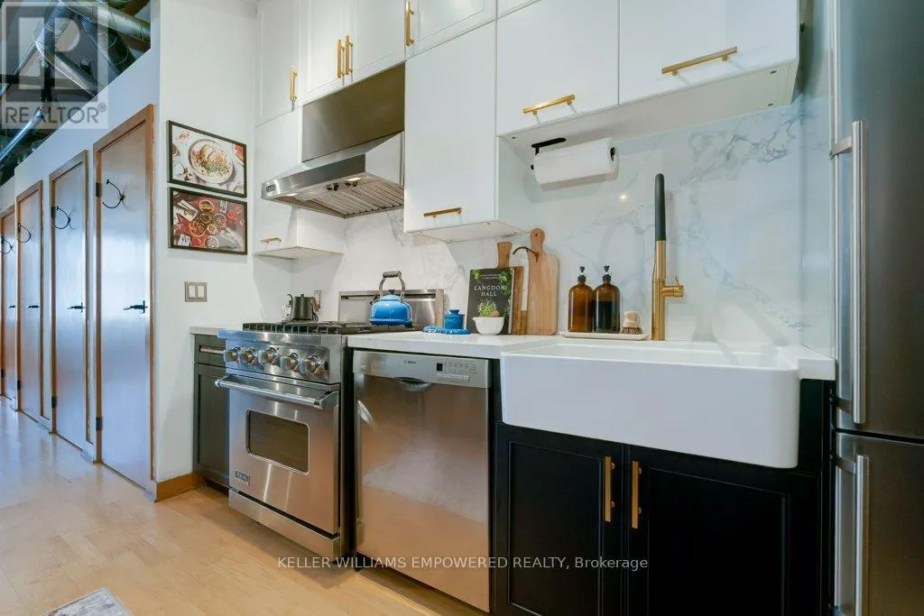5 - 189 QUEEN STREET E