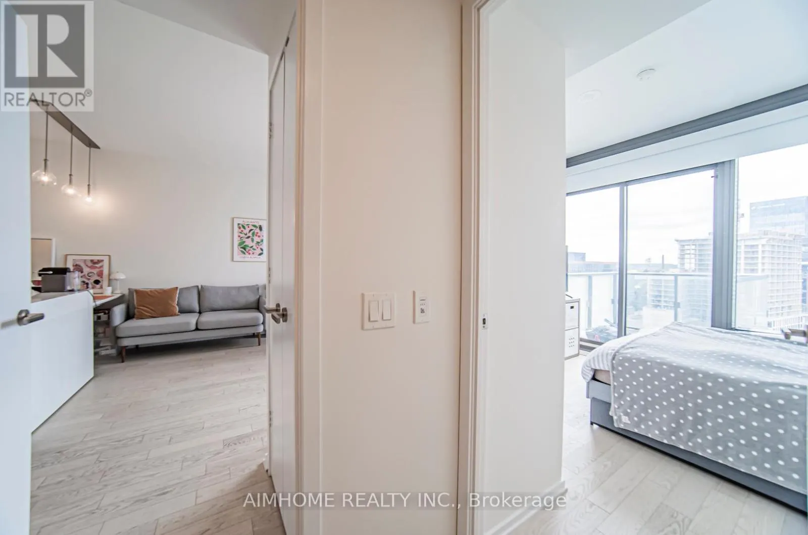 1210 - 16 BONNYCASTLE STREET
