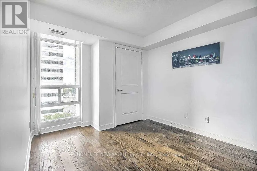 1202 - 31 BALES AVENUE