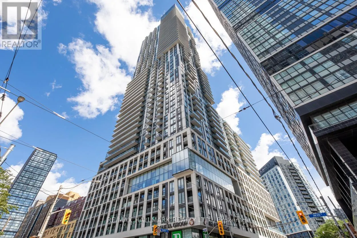 420 - 251 JARVIS STREET