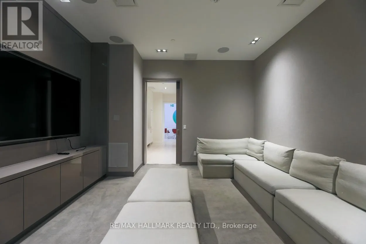 420 - 251 JARVIS STREET