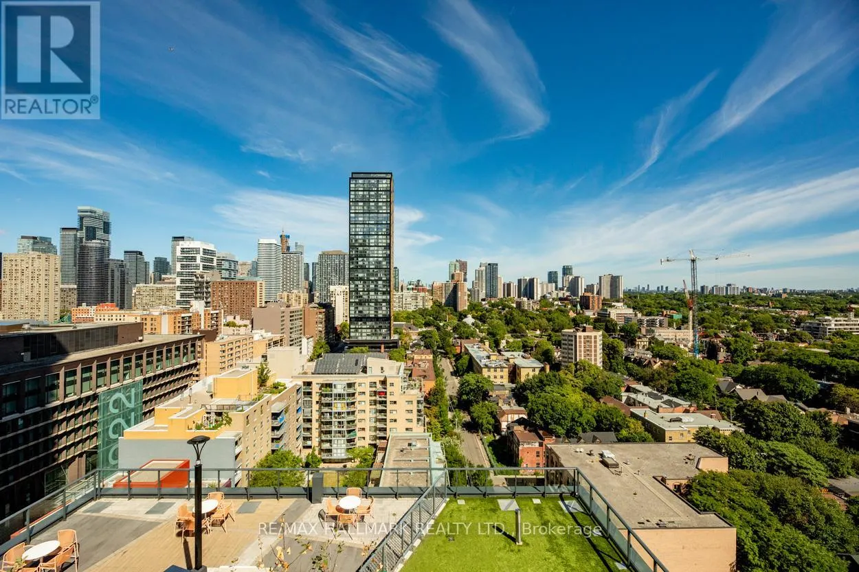 420 - 251 JARVIS STREET