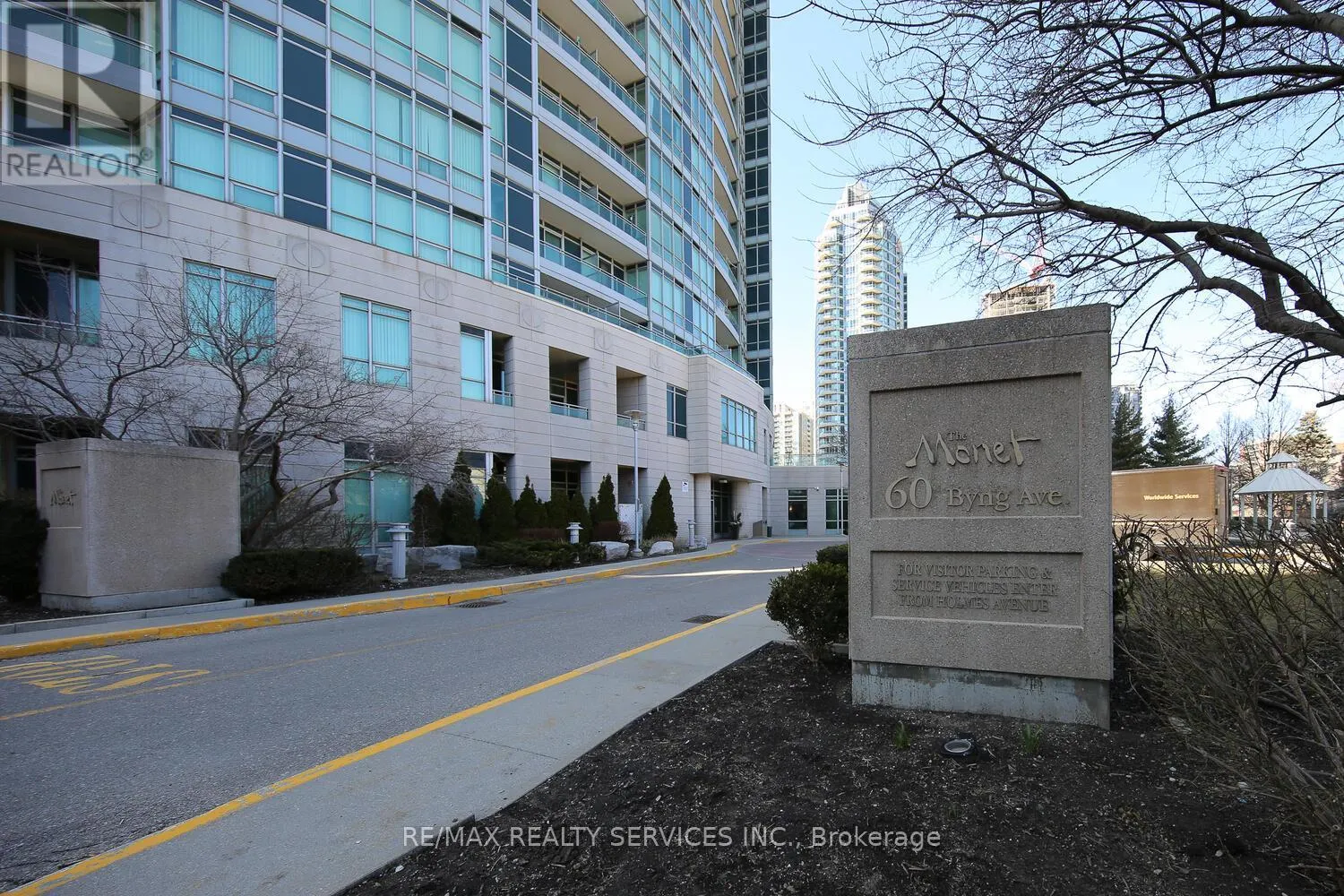 1215 - 60 BYNG AVENUE